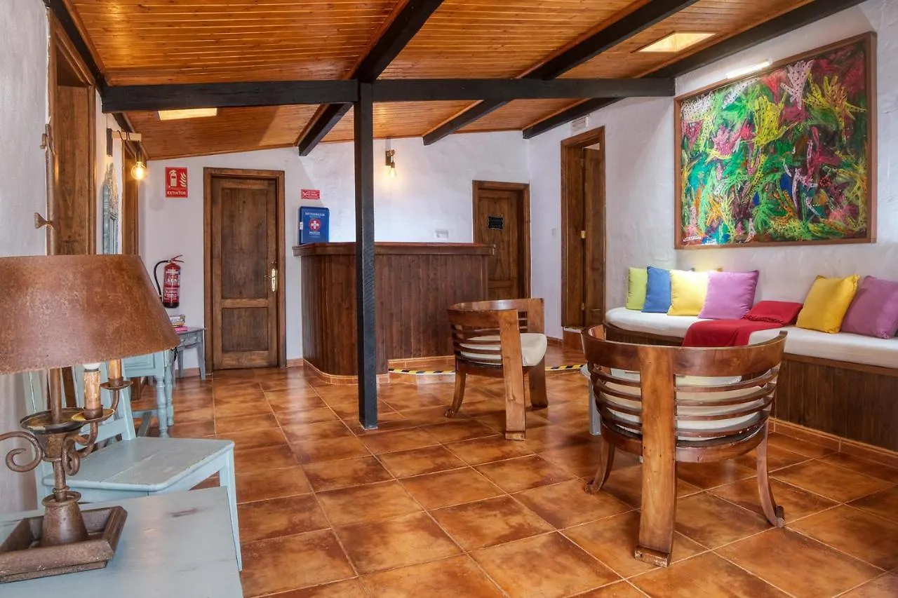 Bed & Breakfast Casa Natura San Bartolome  Spain