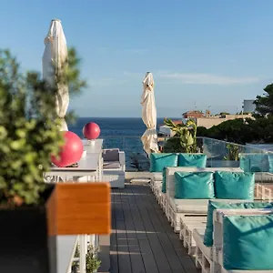 https://hotel-cooee-cala-ratjada.allmallorcahotels.com